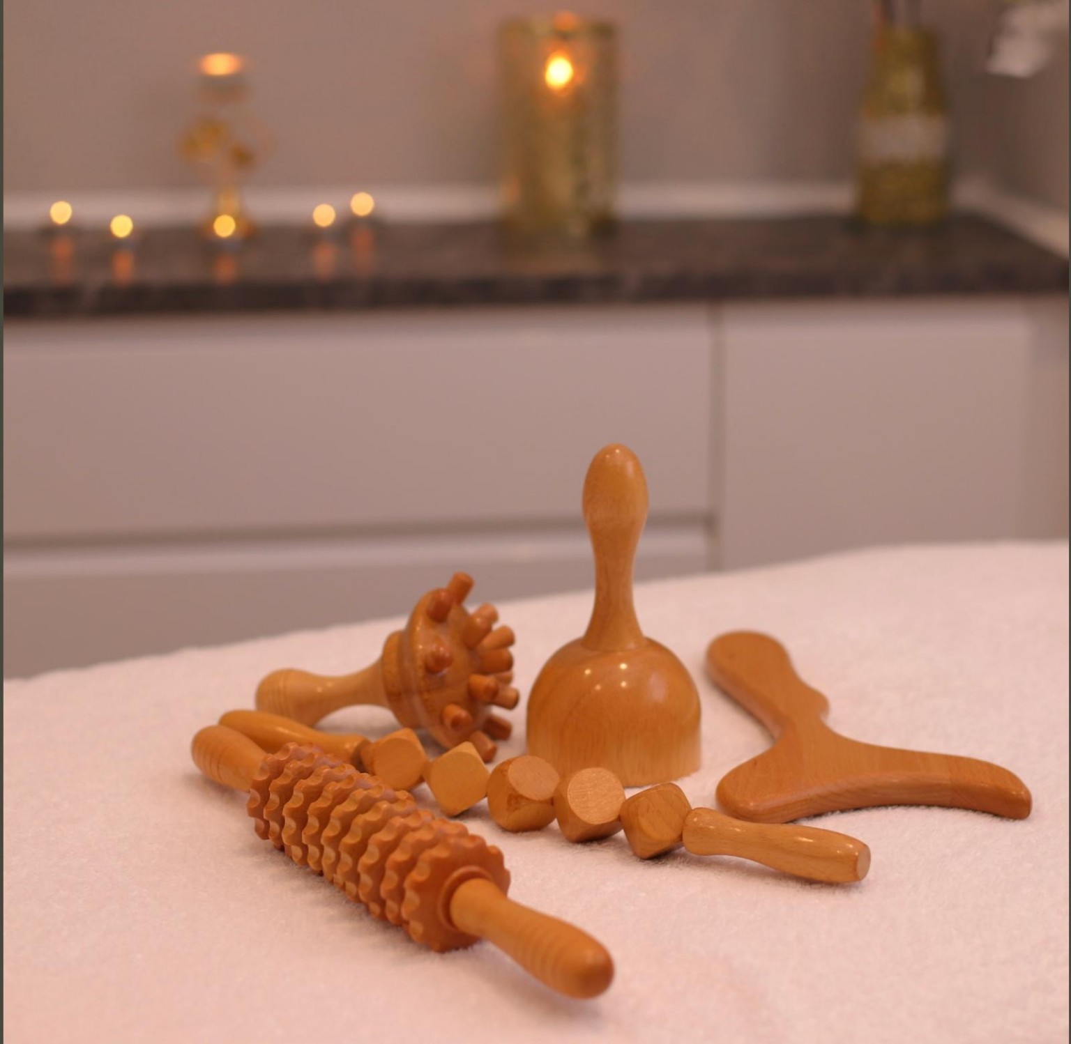 Accessoires en bois utilisés pour la madérothérapie